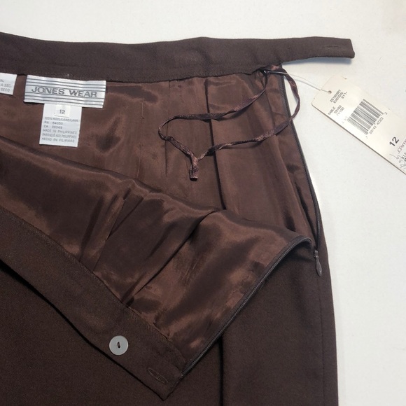 NWT Chocolate brown skirt. Size 12 - Picture 4 of 10